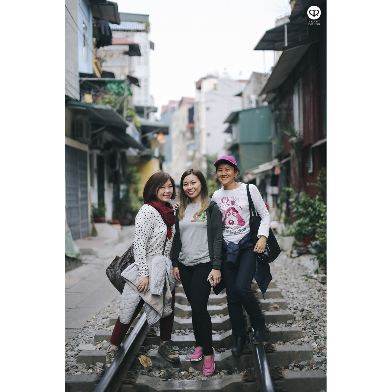 heartpatrick travel hanoi vietnam street photography 