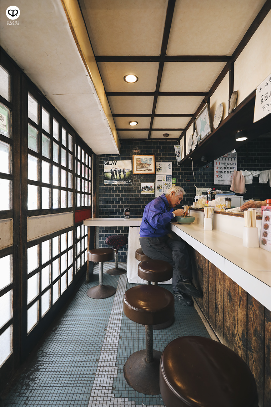 heartpatrick travel photography photojournalism hokkaido japan street ramen restaurant