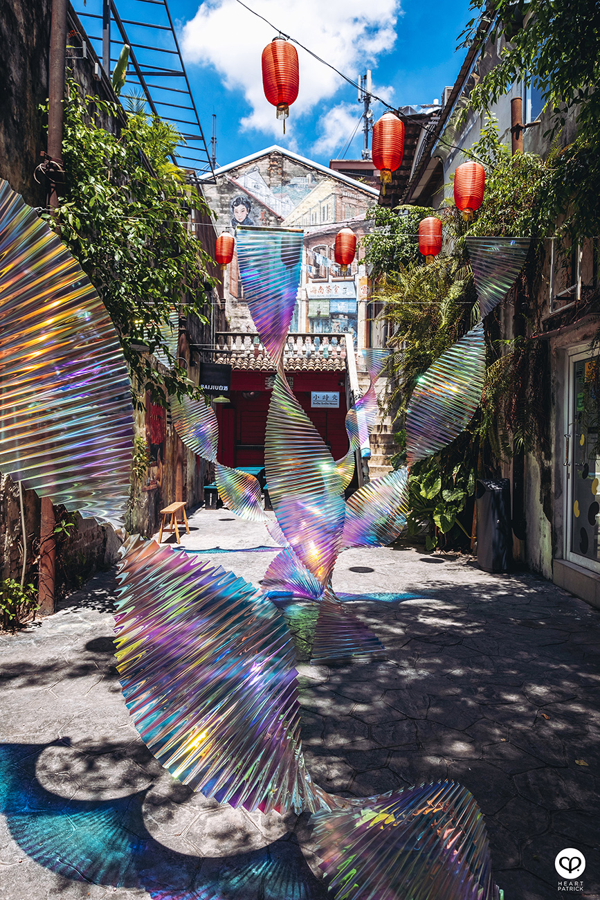 heartpatrick urban exploring illuminating shadows kwai chai hong art installation 