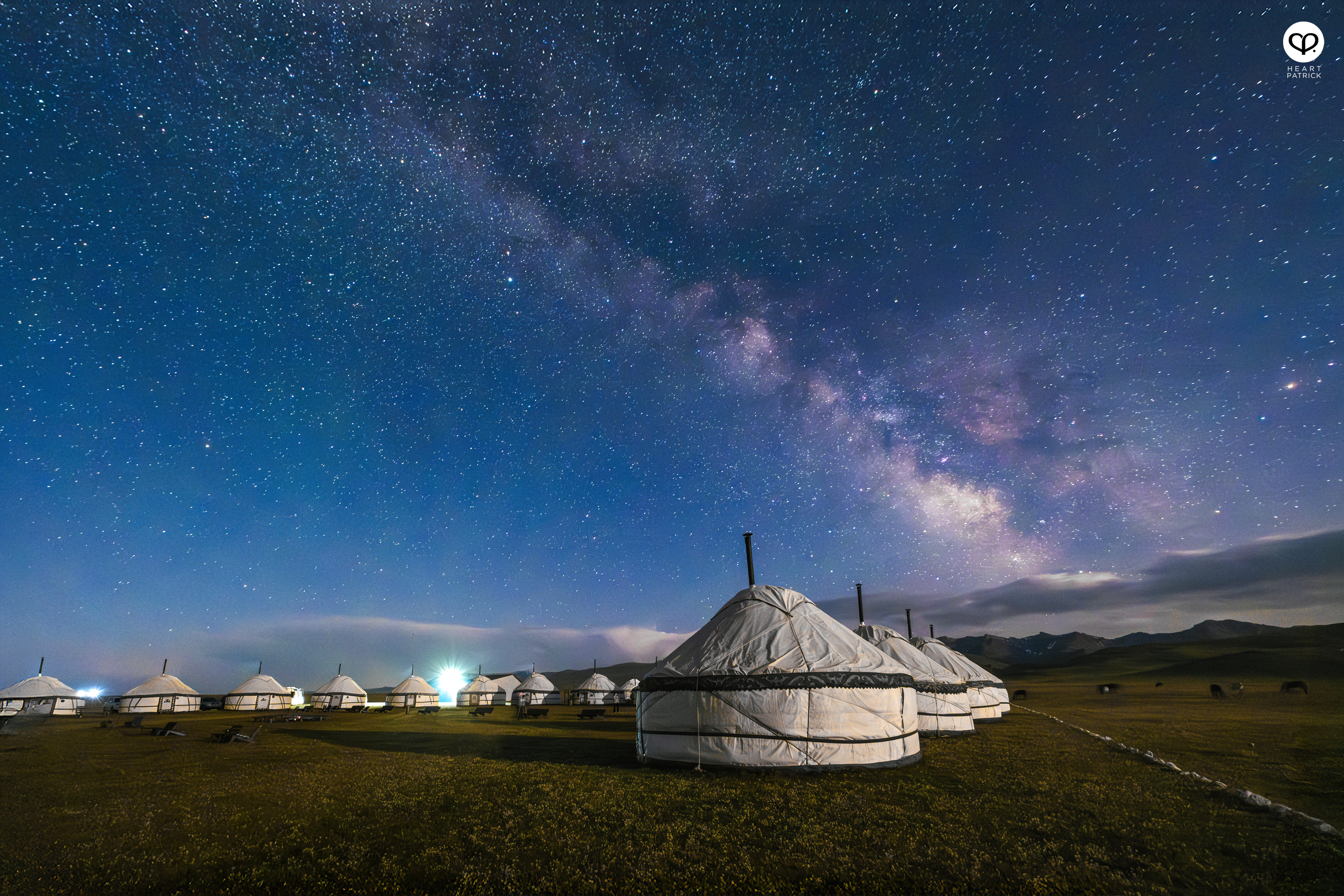 heartpatrick travel photography nomad dream yurt camp song kul lake kyrgyzstan