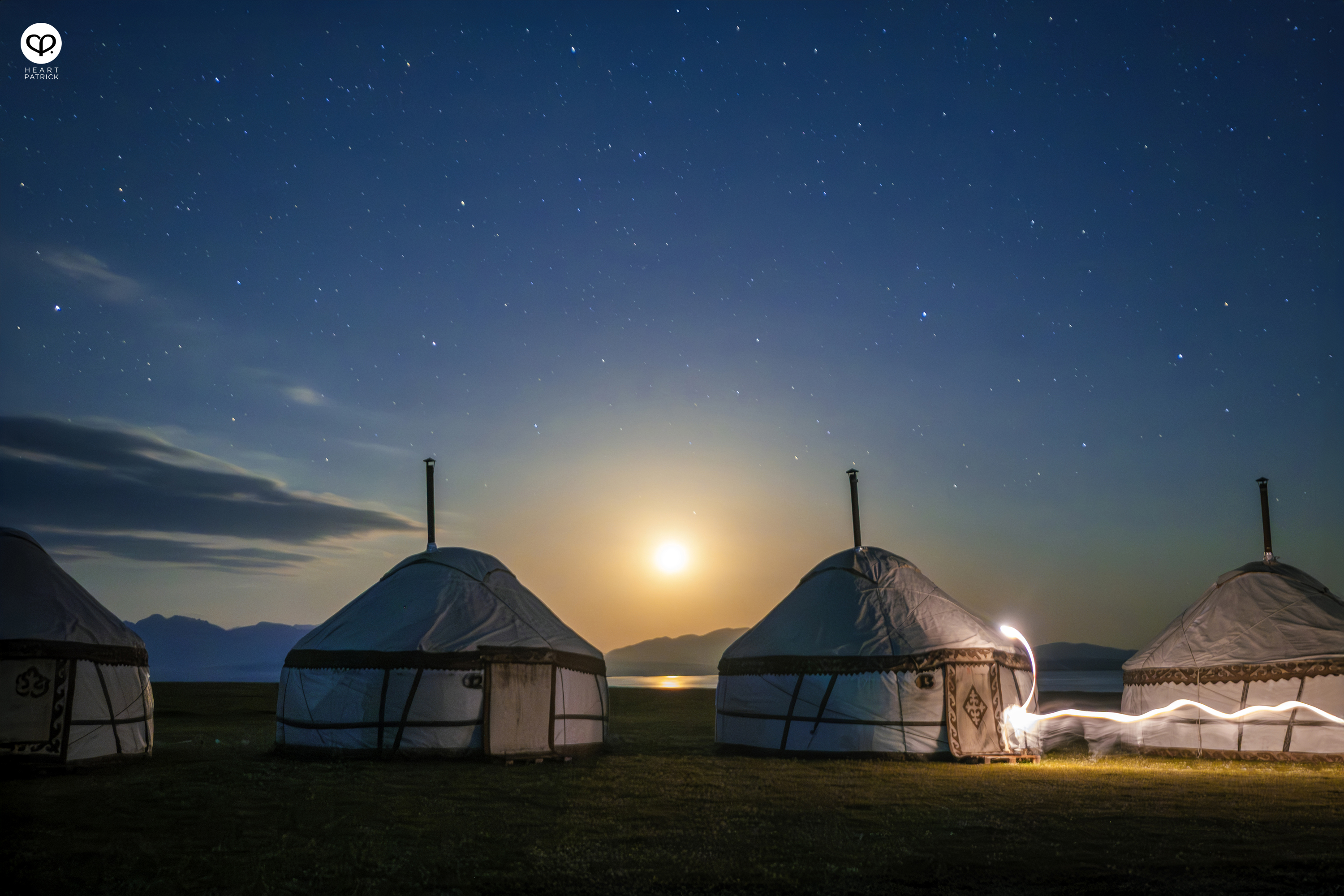 heartpatrick travel photography nomad dream yurt camp song kul lake kyrgyzstan